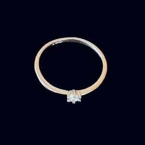 18K White Gold Plated Ring with CZ Diamond Accent 🆕